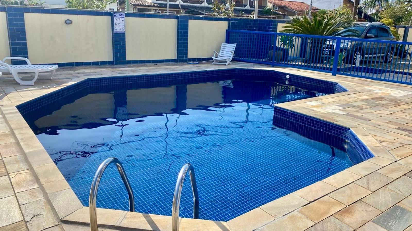 Lindo Apto Martin de Sá: Beachfront Condo with Pool & Wi-Fi Caraguatatuba Exterior photo