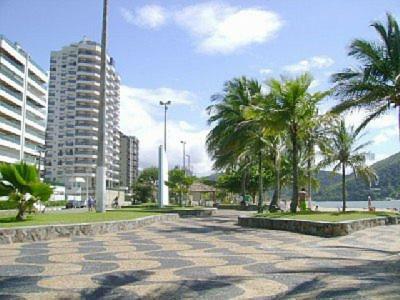 Lindo Apto Martin de Sá: Beachfront Condo with Pool & Wi-Fi Caraguatatuba Exterior photo